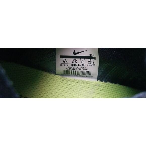 Nike Free Run Flyknit Women's Running Shoes Oreo Blue White 880843 402 Size 9.5 - Picture 16 of 16